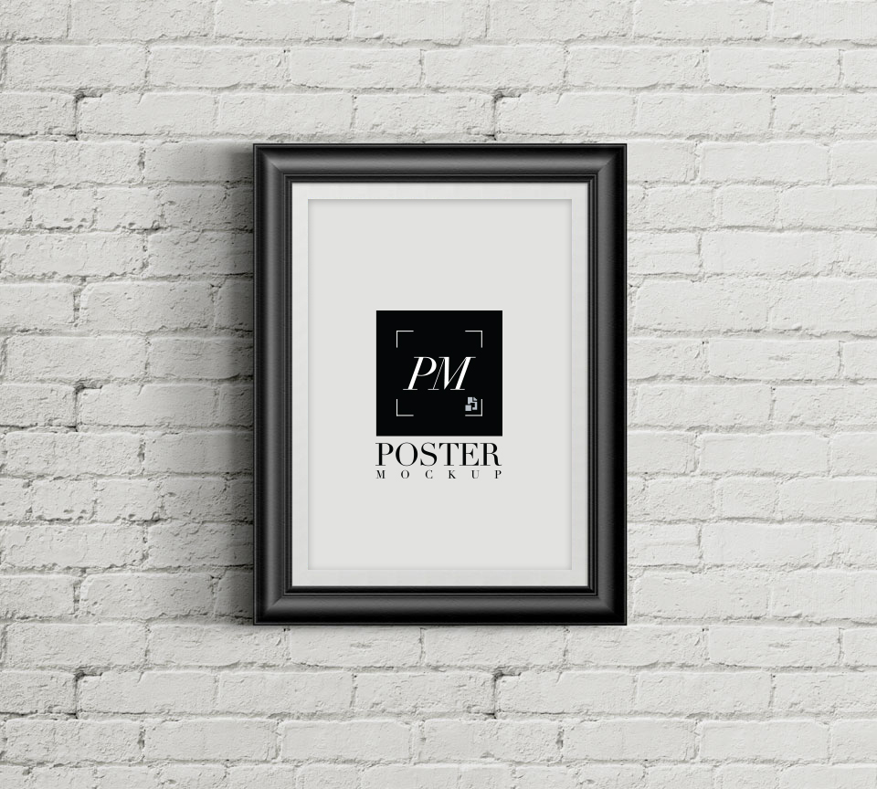 Free-Classy-Wooden-Frame-Poster-Mockup-For-Presentation